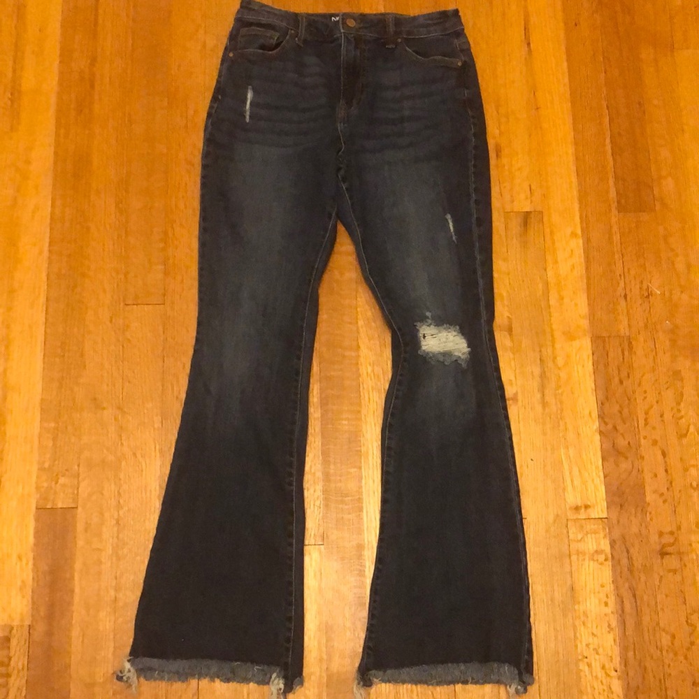 Juniors No Boundaries Stretch high rise flare jeans size 7